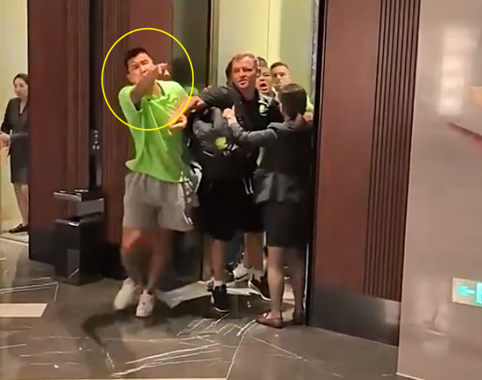 突然打开了, 惨败让北京, 你出来