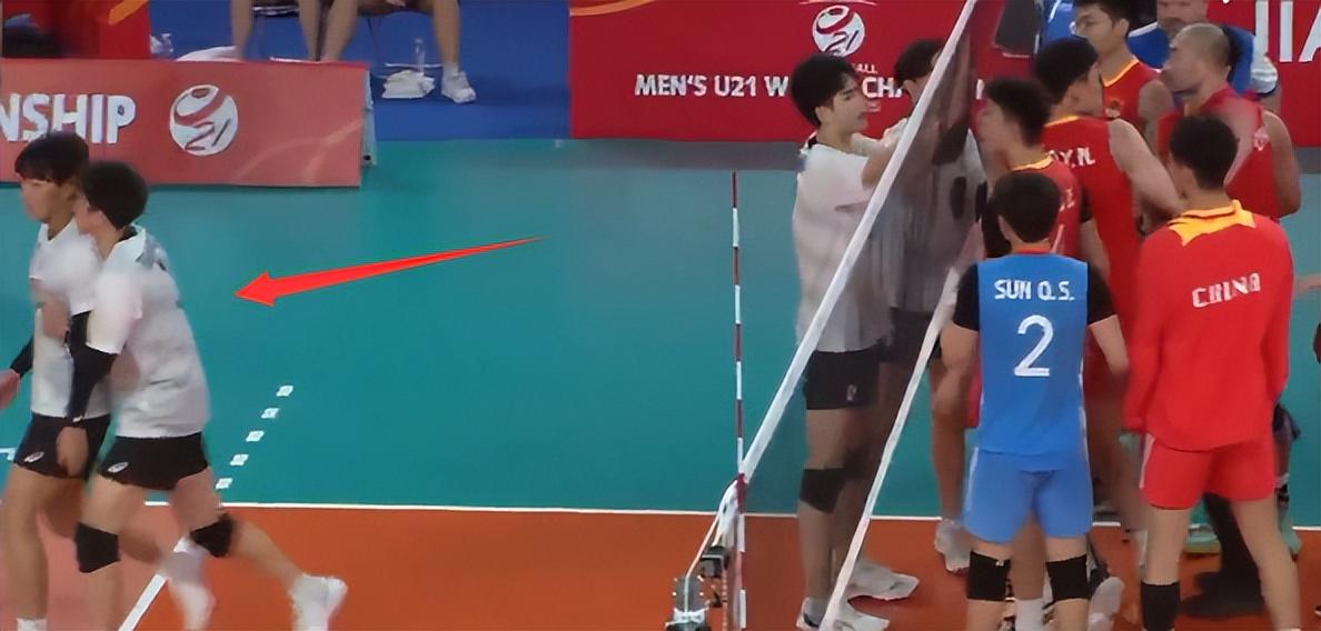 行为是不满
