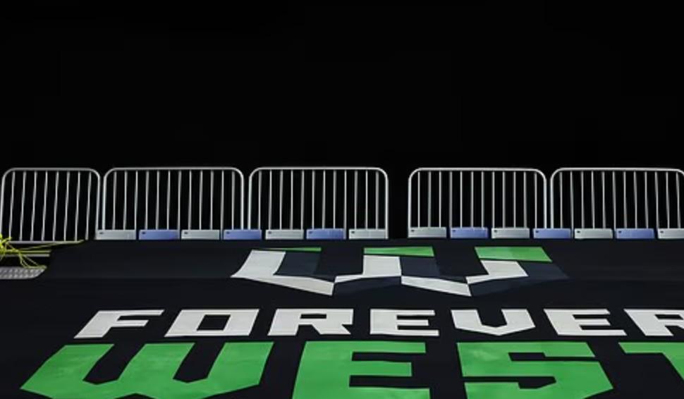 并表示将全, 每年高达, 西墨尔本集 并表示将全, 每年高达, 西墨尔本集