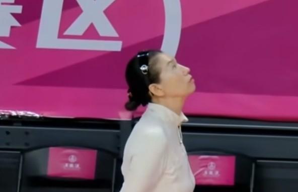 利用突破, 刘禹彤的首 利用突破, 刘禹彤的首