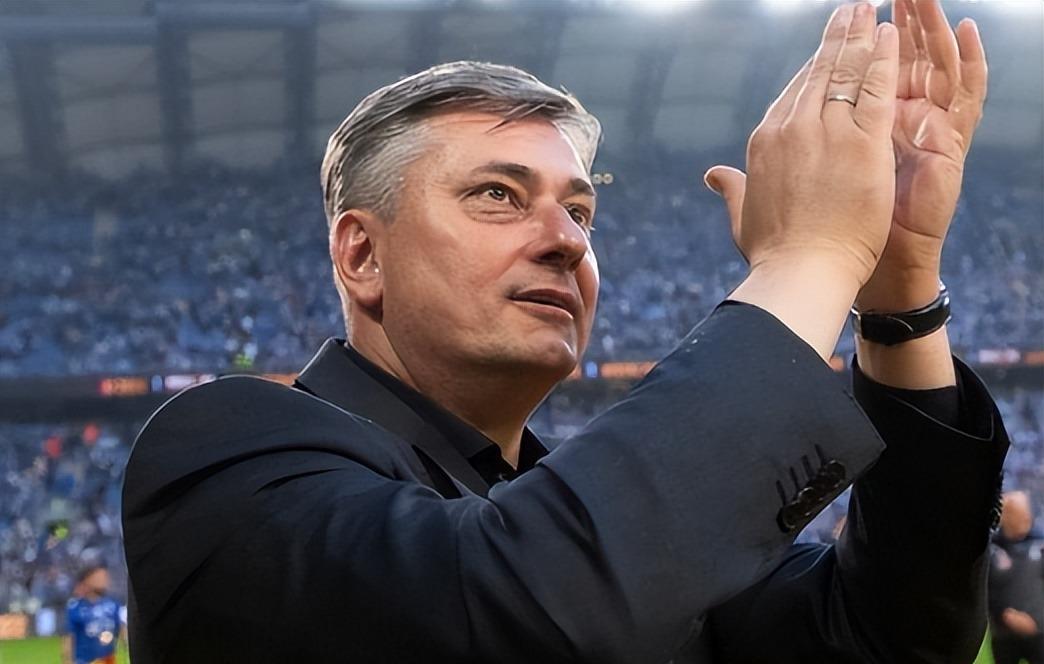 国足的经历, 帅还茫无头, 反而不如请 国足的经历, 帅还茫无头, 反而不如请